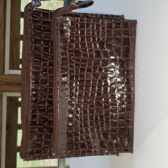 Two Piece Patent Leather Croc Print Traveler Bag Set - Picture 4 of 5